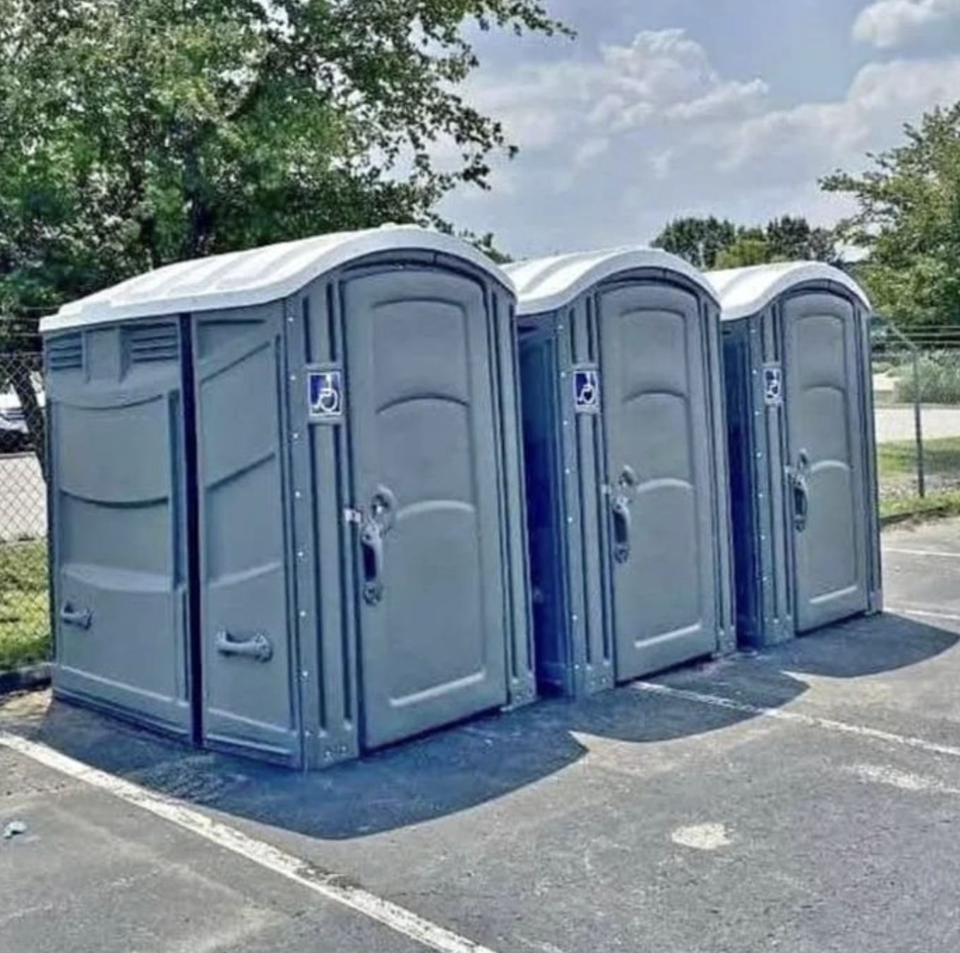 portable toilet rentals